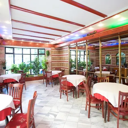 Family Flora Hotel Nessebar