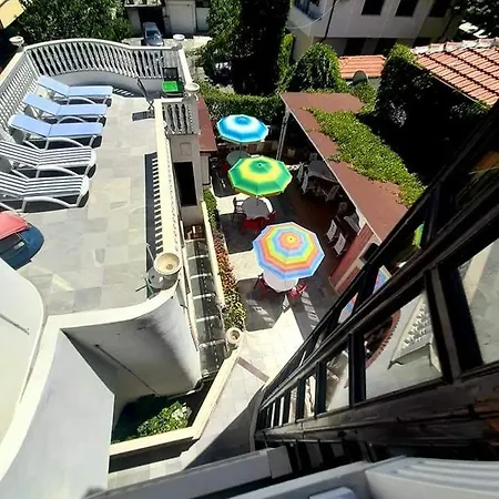 Хотел семеен флора Несебър