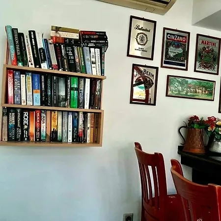 семеен флора Хотел 2*